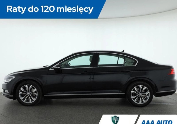 Volkswagen Passat cena 74000 przebieg: 87208, rok produkcji 2016 z Sobótka małe 254